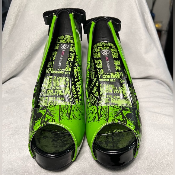 American Nightmare | Iron Fist x Just Fab | Green Skull Platform Heels - Picture 4 of 5